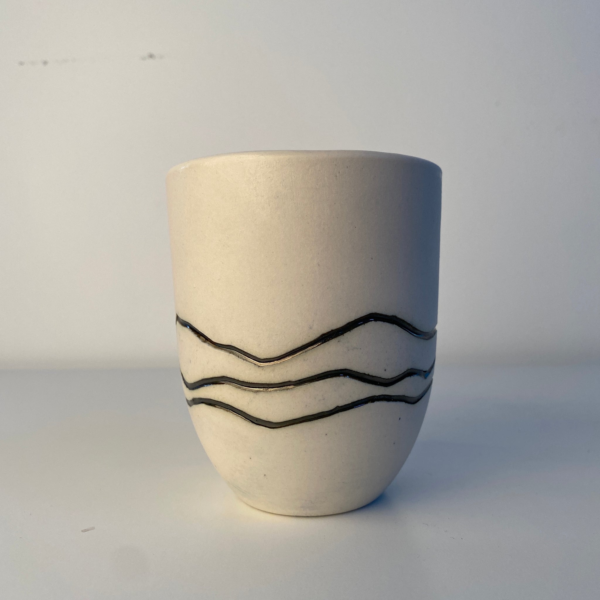 Mug - white with metallic landscape lines